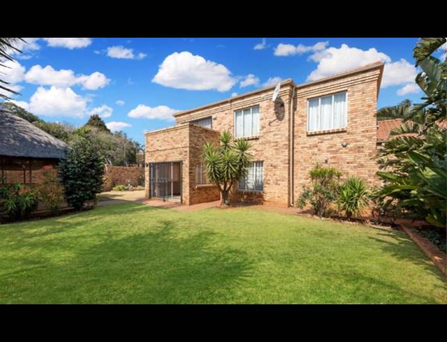 3 BEDROOM TOWNHOUSE FOR SALE IN HONEYHILLS
